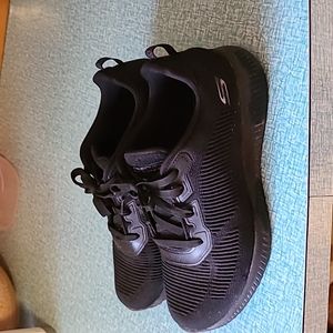 Women's Sketchers Bob's Sneakers Size 9